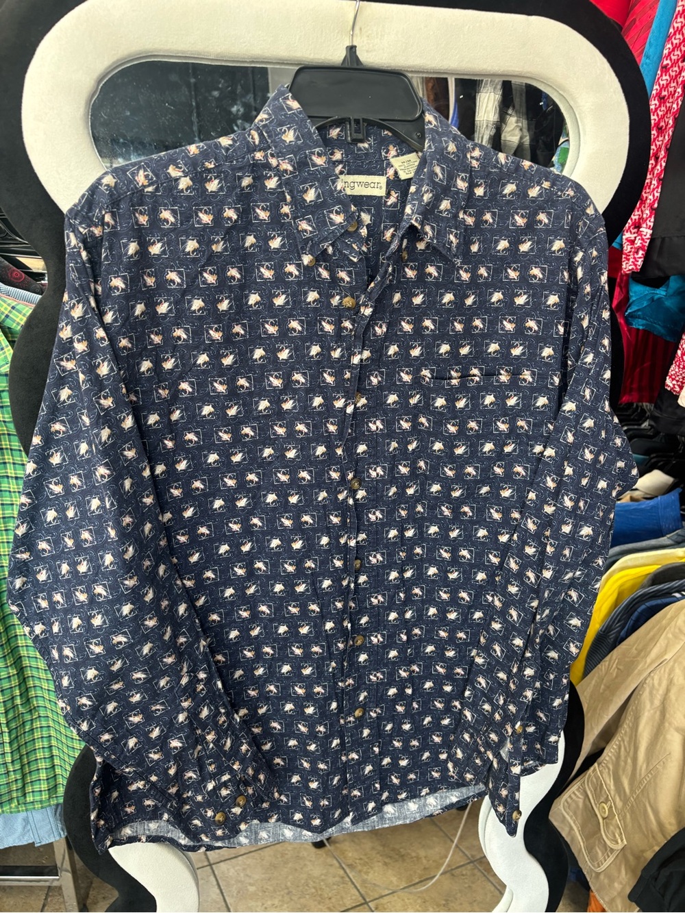 Munsingwear Navy Floral-Print Long Sleeve Button-Down Shirt